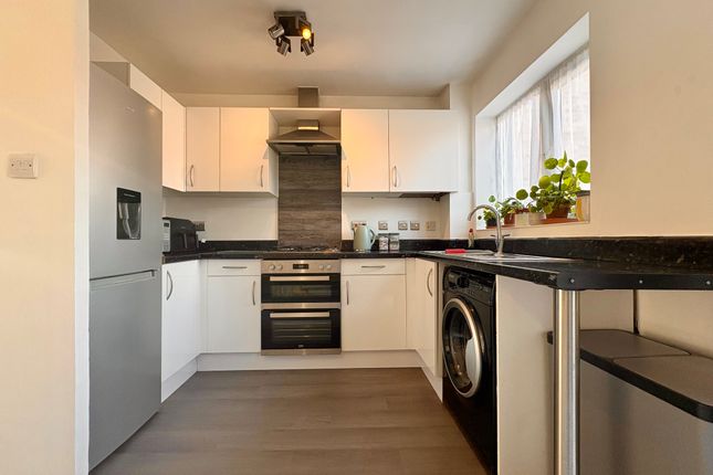 41, Dartford photo 5