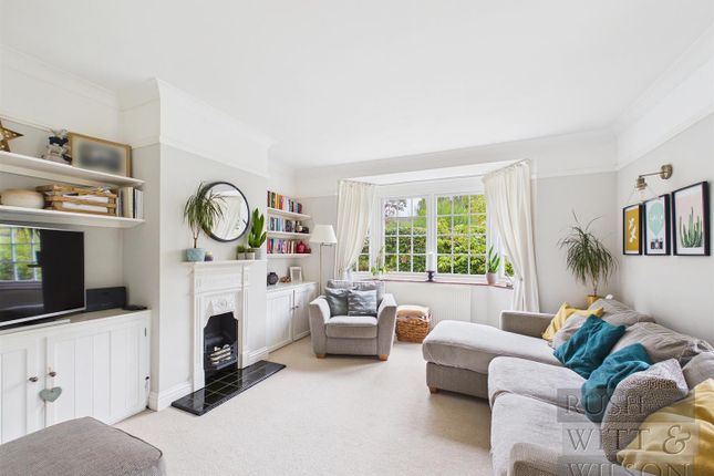 Wind Cottage, Rye Road, Hawkhurst photo 3