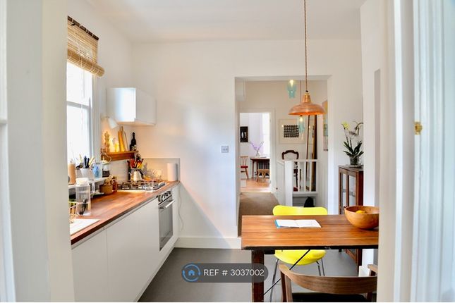 A Carr Road, Walthamstow, London photo 3