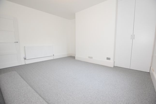 Flat to rent in Edgar Road, Cliftonville, Margate