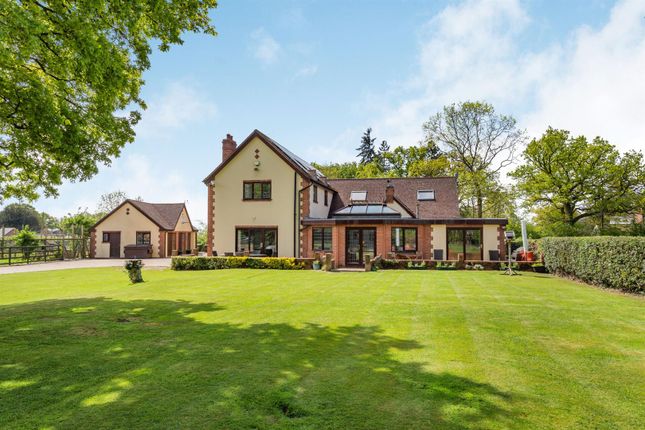 Thumbnail Country house for sale in Wapping Lane, Beoley, Redditch, Worcestershire