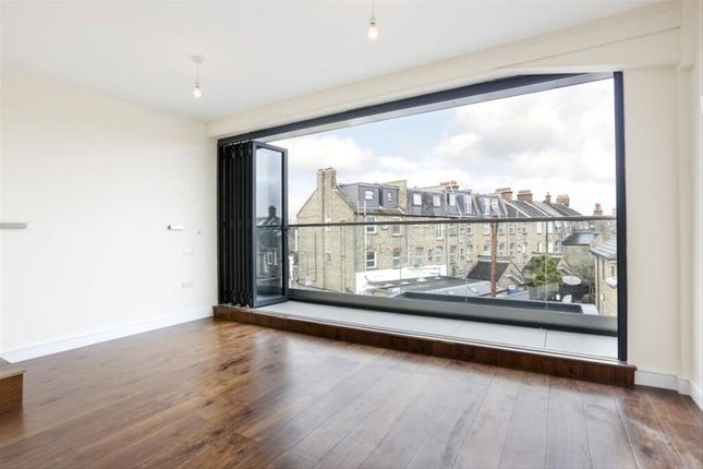 2A, Freshford Street, London photo 5