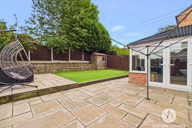 51 The Meadows, Darwen photo 4