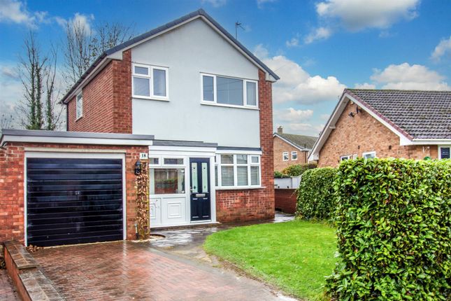 Thumbnail Detached house for sale in Hillthorpe Drive, Thorpe Audlin, Pontefract
