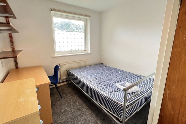 Room to rent in St. Martins Place, Canterbury