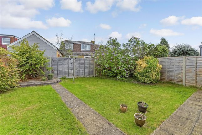 Sunnymead Drive, Waterlooville photo 3