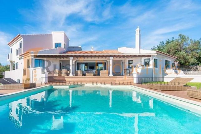 Villa for sale in Boliqueime, Loulé, Faro