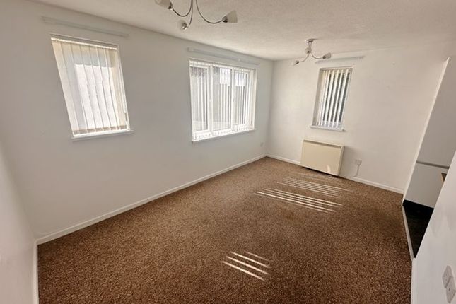 9, Westlands Court, Thornton Cleveleys photo 2