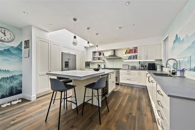 7, Canberra Place, Kew photo 3