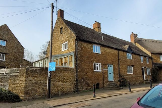 Thumbnail Cottage to rent in High Street, Adderbury, Oxon