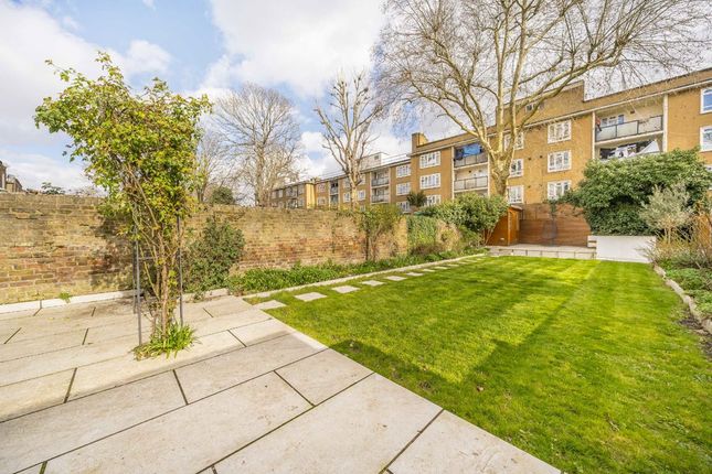 17, Montrell Road, London photo 4