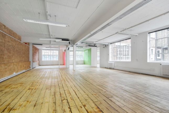 Office to let in Pine Street, London