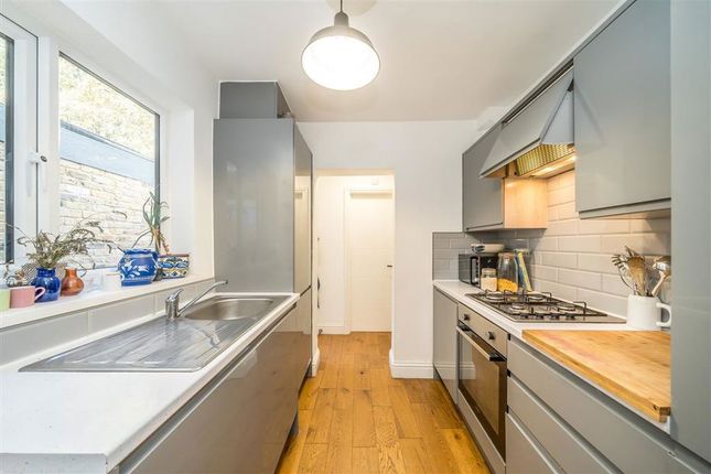 33B, Merritt Road, London photo 4