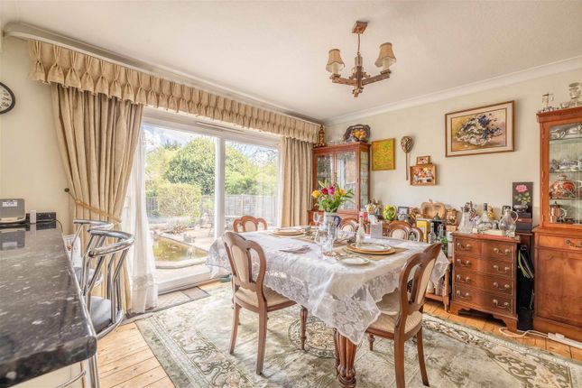 79, Horton Road, Datchet photo 4