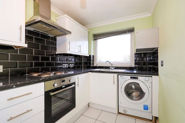 80, High Meadows, Wolverhampton photo 2