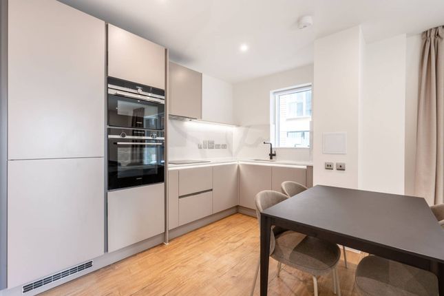 Thumbnail Flat to rent in UNCLE Colindale, Colindale, London