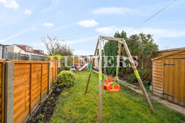 Property for sale in Richmond Road, Gidea Park, Romford