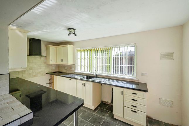 30, Crookes Broom Lane, DONCASTER photo 4