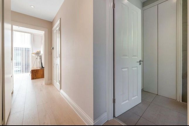 Flat for sale in Mulberry Place, Pinnell Road, London