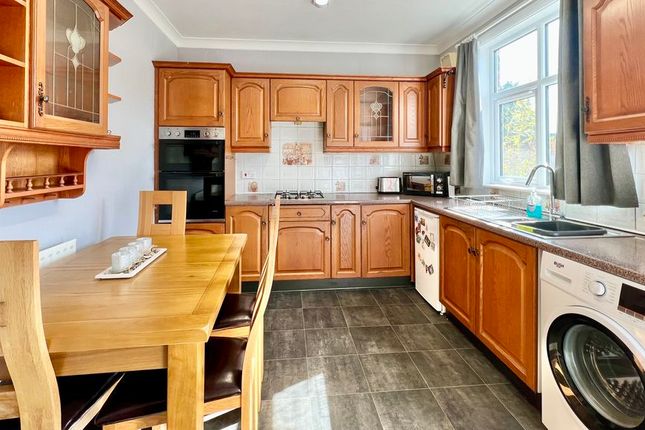 17, Lodge Road, Scunthorpe photo 3