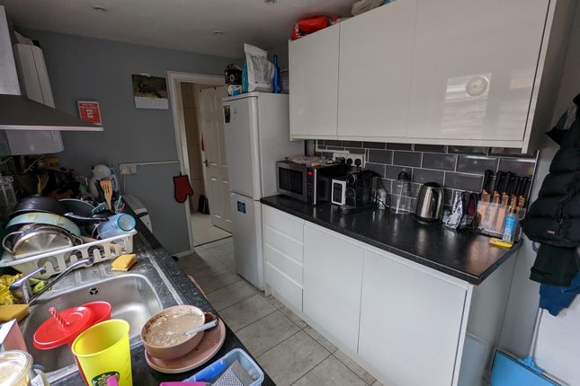 Foxhill Road, Reading photo 5