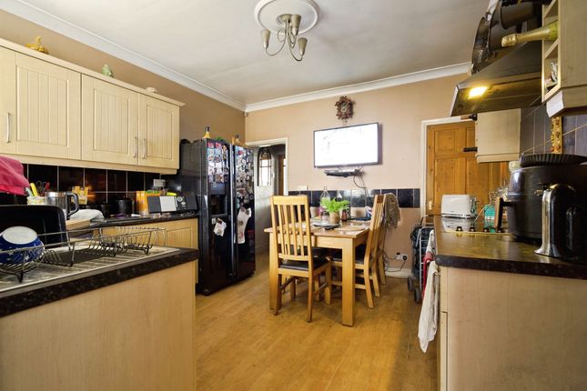 33, Saville Street, Barnsley photo 4