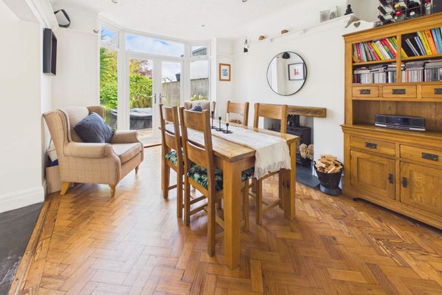 8, Cae Mawr Road, Rhiwbina photo 3