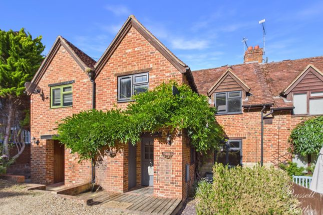 2-bed house on 2, Riverside Mews Market Square, Buckingham, £289,995