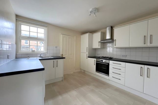 9 Spring Gardens, Burdett Road, Rusthall, Kent photo 2