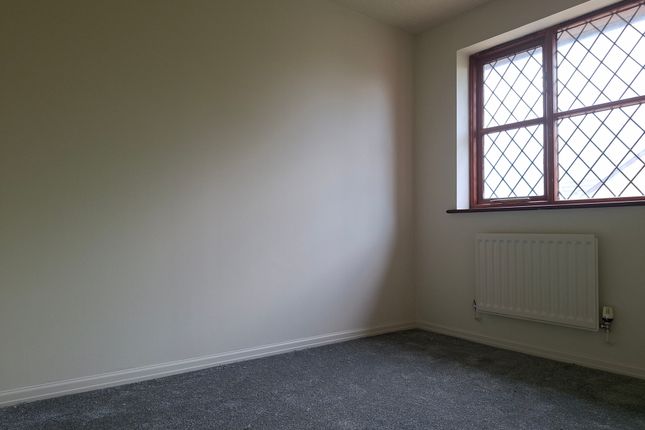 83, Juniper Way, Bradley Stoke photo 4