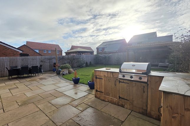 3, Tiger Moth Drive, Southam photo 4
