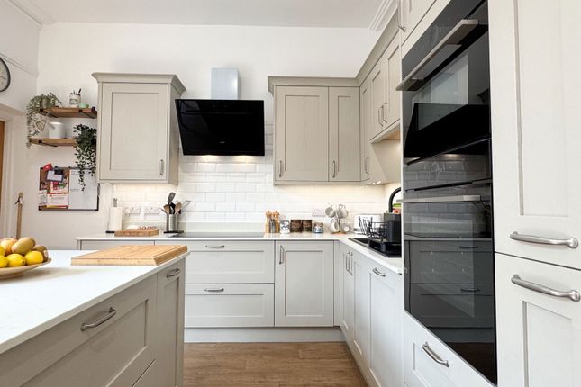Ashfield Lodge, 12, Torquay Road, Newton Abbot photo 4