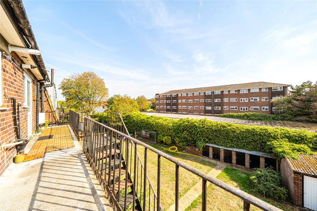 12 Bolney Court,, Portsmouth Road, Surbiton photo 4