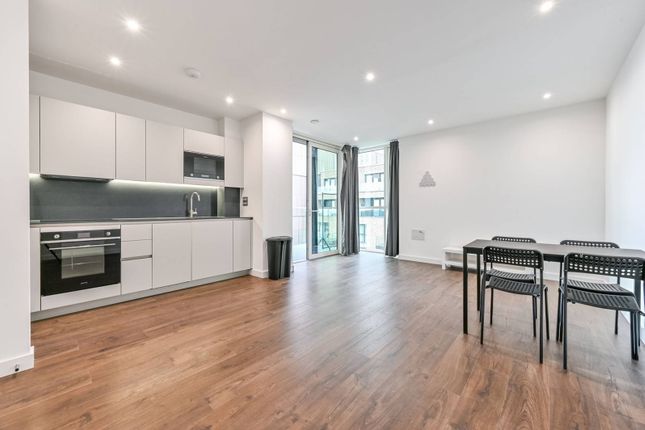 Hartingtons Court, Finsbury Park photo 2