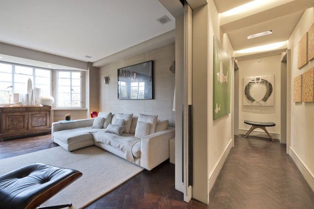 Flat to rent in Albion Gate, Hyde Park Place