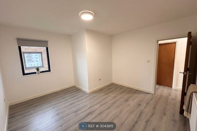 Flat, Witham Road, London photo 5