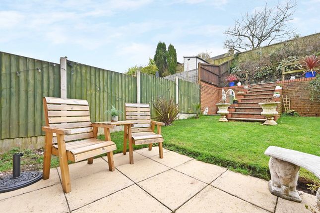 18 Burntwood View, Market Drayton photo 2