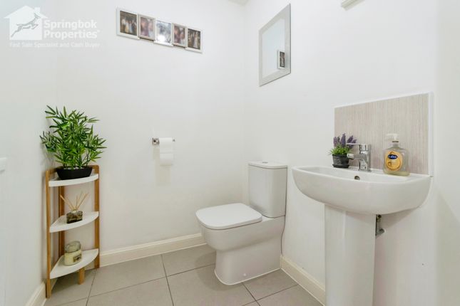 Detached house for sale in Moore Gardens, Bedford, Bedfordshire
