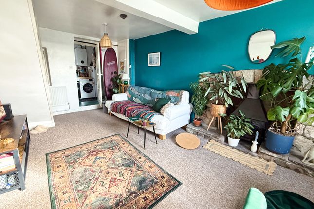 3 Chapel Row Heol Spencer, Bridgend photo 4
