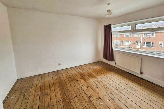 12, Cleaswell Hill, Choppington photo 4