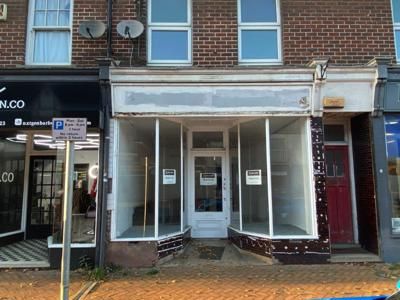 Retail premises to let in 53 Oxford Street, Wellingborough, Northamptonshire