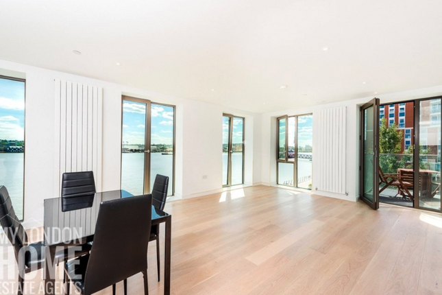 Thumbnail Flat to rent in Kelson House, Royal Dock