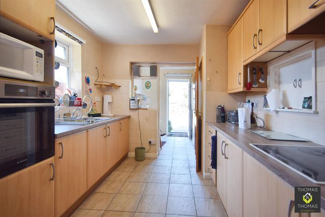 97, Innsworth Lane, Gloucester photo 3