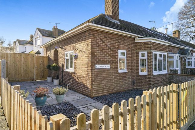 1 bed bungalow for sale in Batavia Road, Sunbury-On-Thames TW16