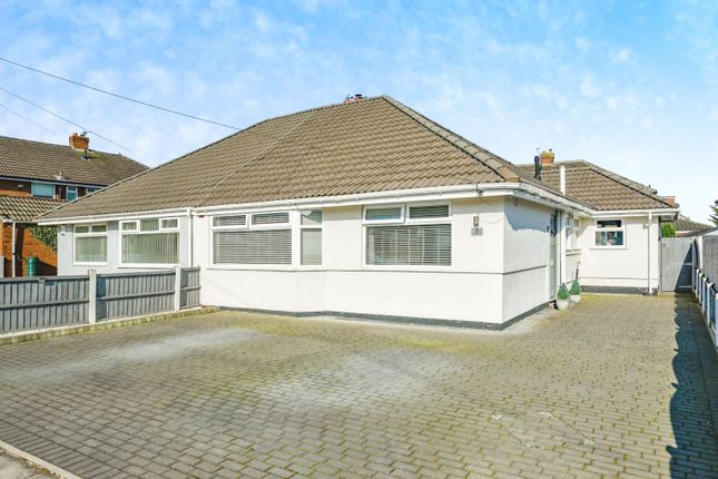 Thumbnail Bungalow for sale in Roedean Close, Maghull, Merseyside