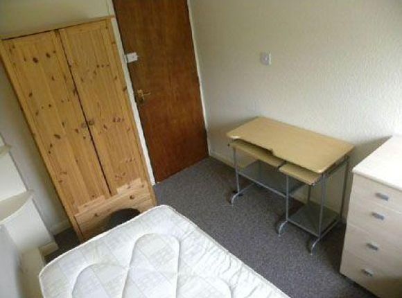 Thumbnail Shared accommodation to rent in Regency Place, Canterbury, Kent