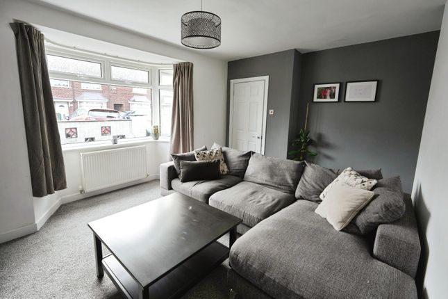 18, Mullacre Road, Manchester photo 3