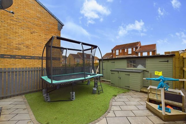 End terrace house for sale in Murrayfield Gardens, Whitby