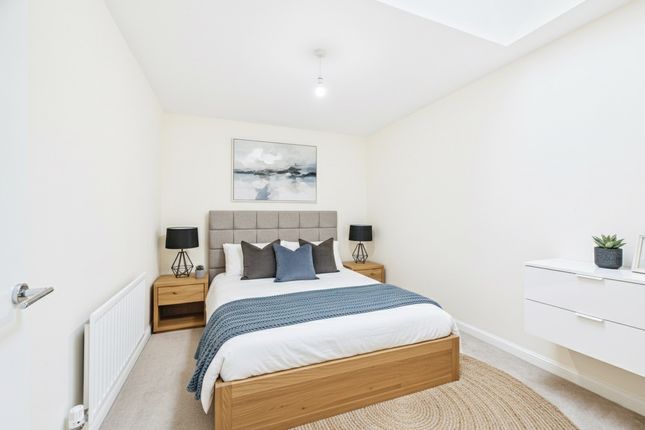 44, Ellis Road, Horsham photo 4