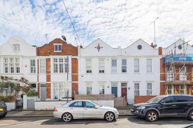Thumbnail Terraced house to rent in Anselm Road, London